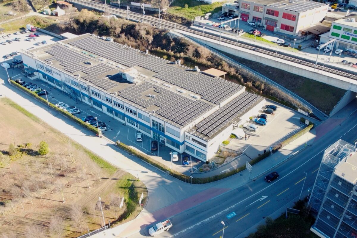 2000m² commercial