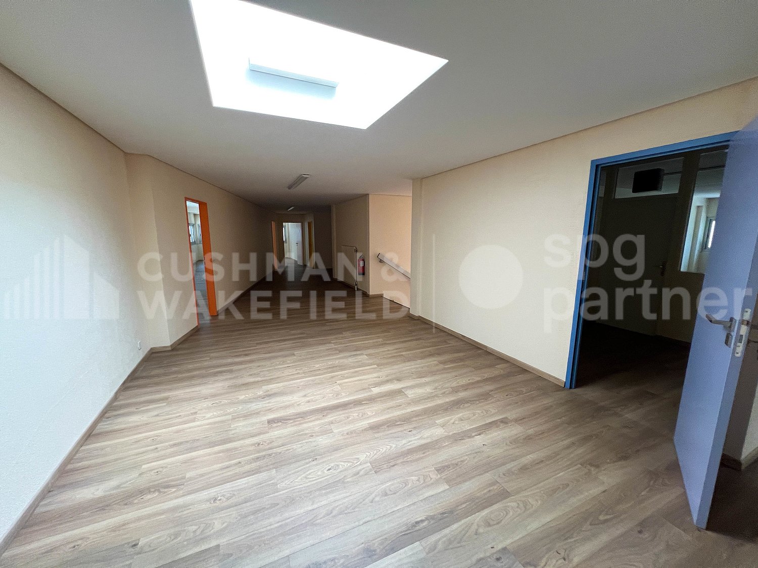 940m² atelier, photo 4 sur 10