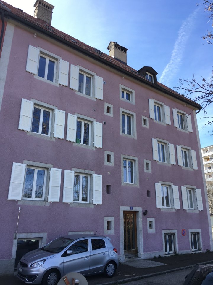 5 rooms apartment