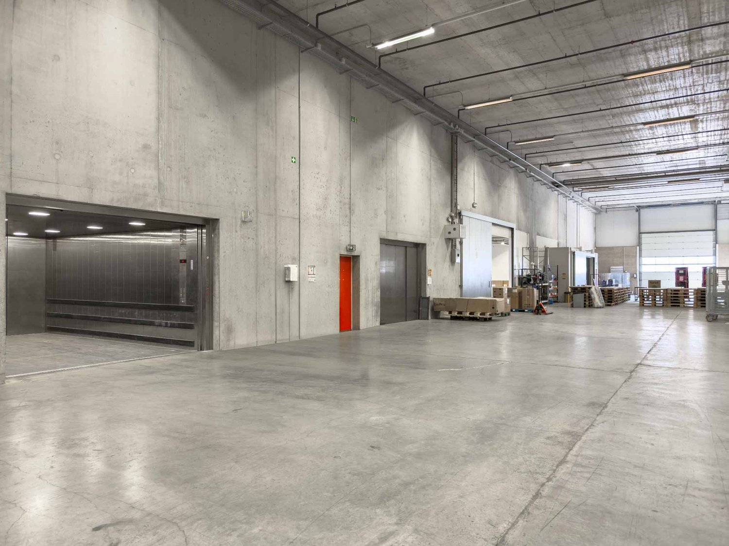 3260m² commercial