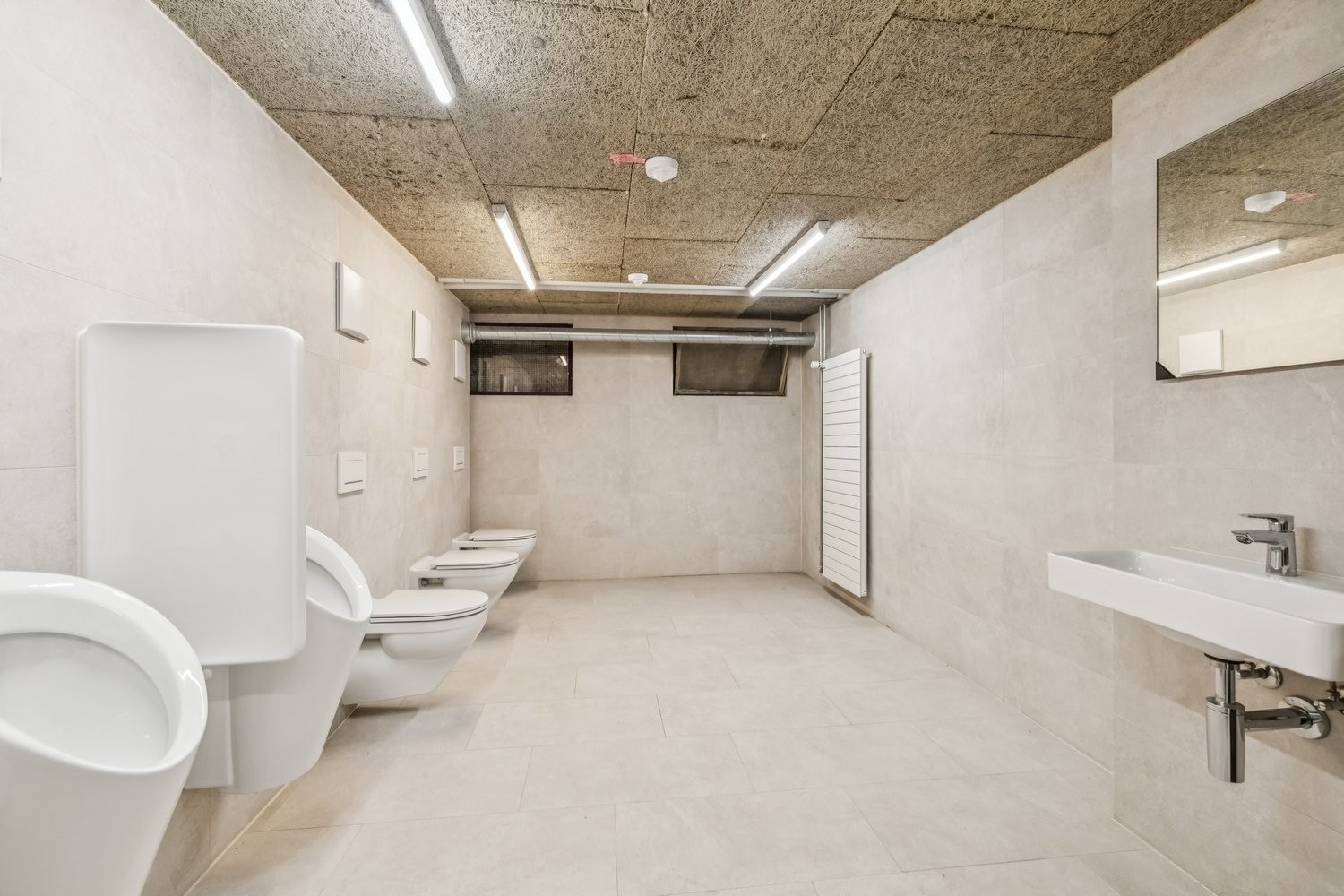 restaurant de 256m², photo 7 sur 10