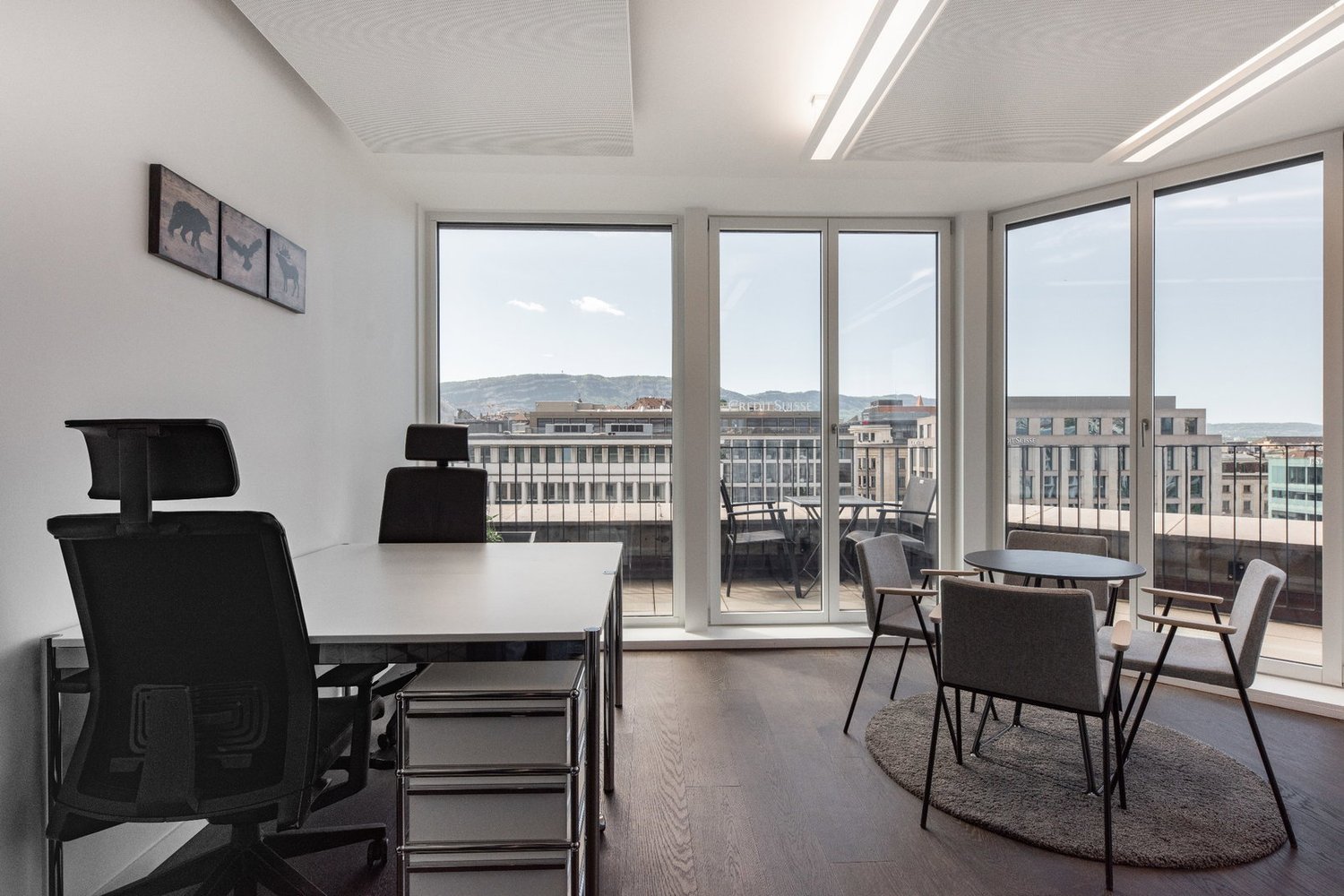 Office, photo 1 sur 9