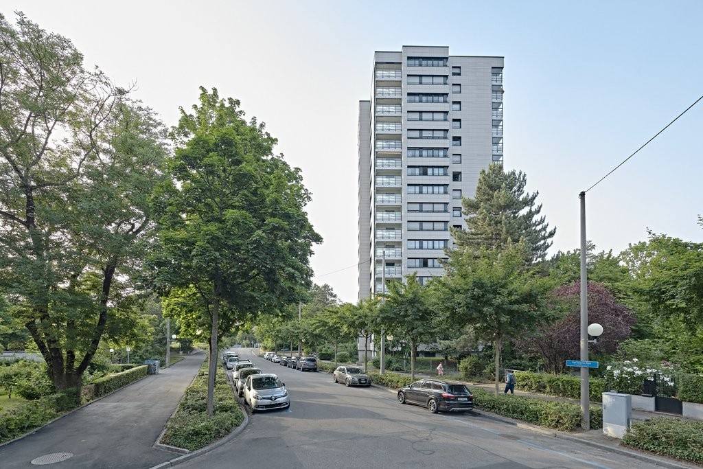Place de parc souterraine, photo 1 sur 2