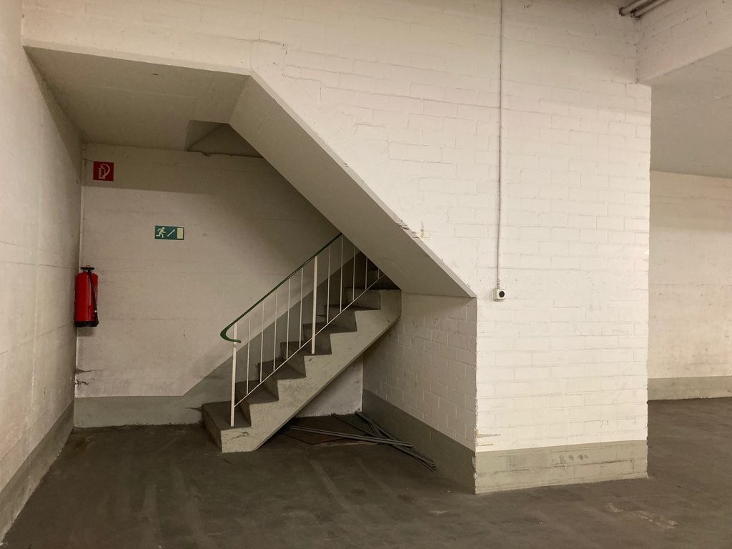 261m² storage room, photo 5 sur 6