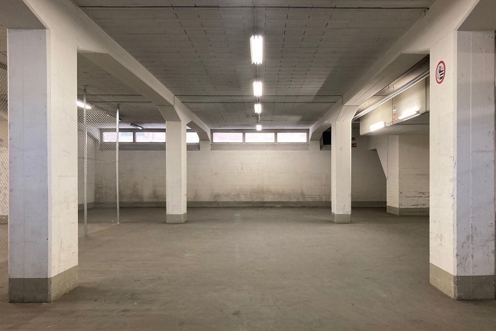 261m² storage room, photo 2 sur 6