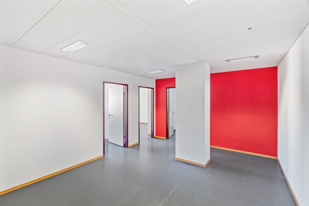 93m² bureau