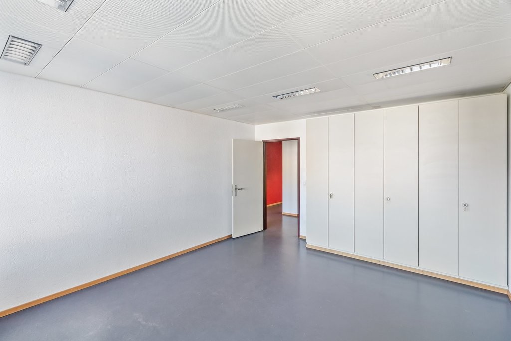 93m² bureau