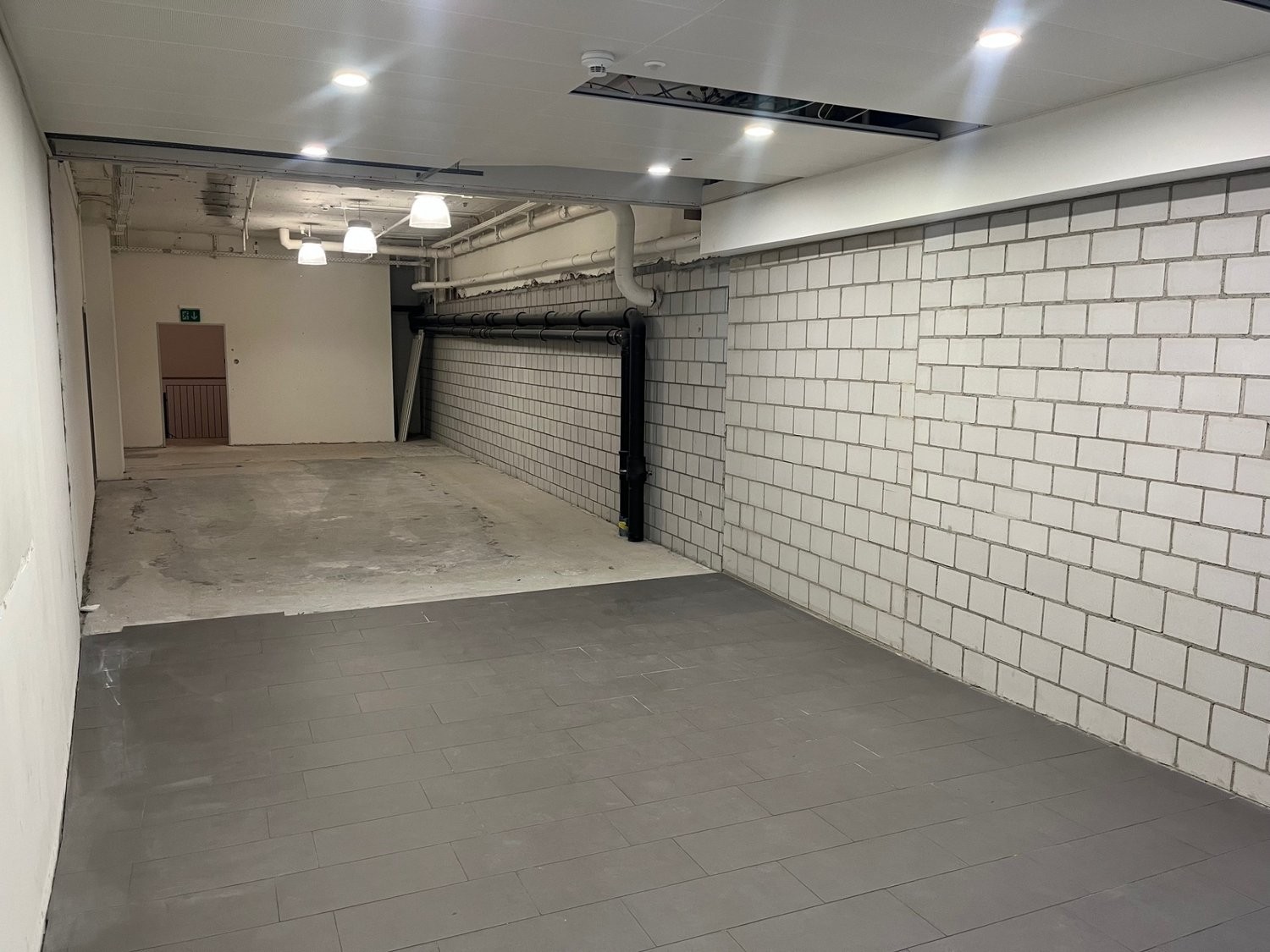 93m² commercial, photo 5 sur 6