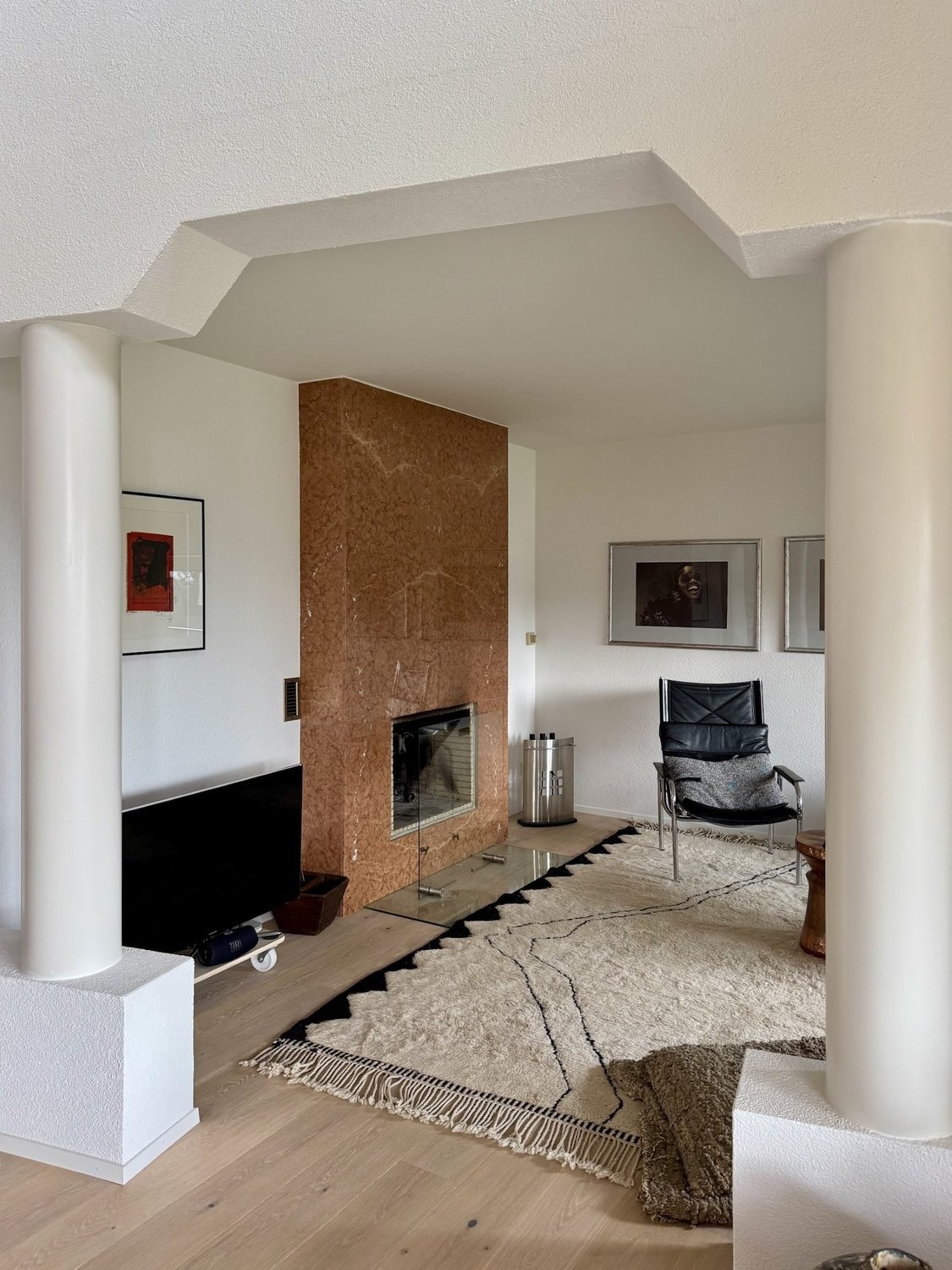 6 rooms furnished flat