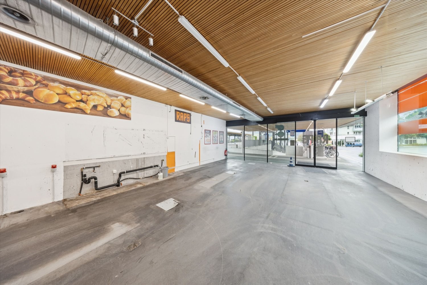 Commerce de 247m², photo 3 sur 10