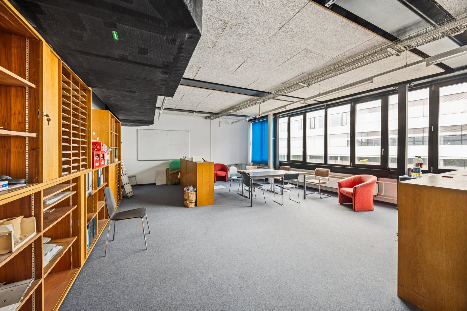 410m² commercial, photo 7 sur 10