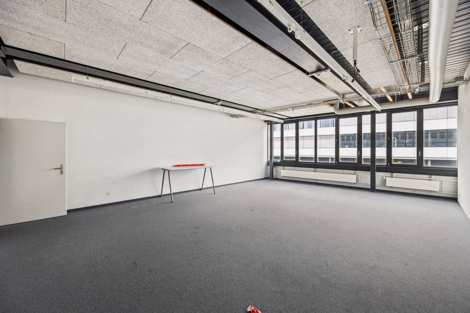 410m² commercial, photo 4 sur 10