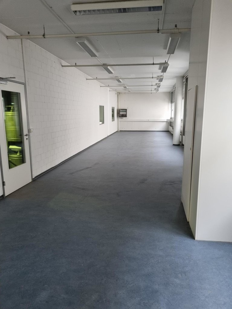 70m² bureau, photo 3 sur 3