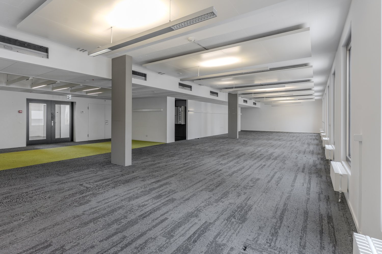 768m² bureau, photo 2 sur 8