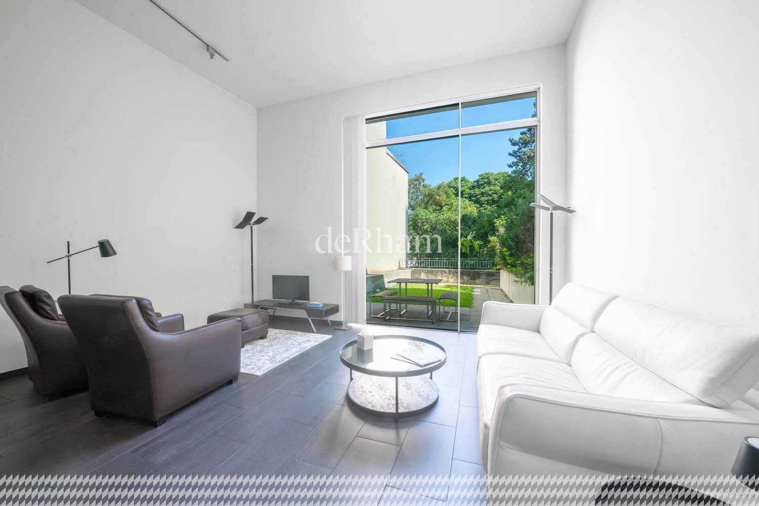 1 room apartment, photo 2 sur 9