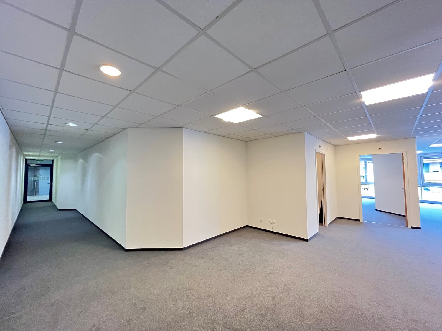 203m² office, photo 2 sur 10