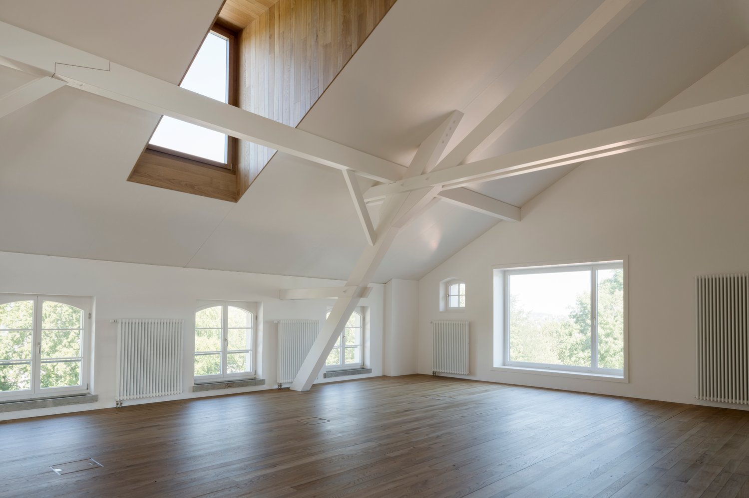 777m² bureau, photo 2 sur 9