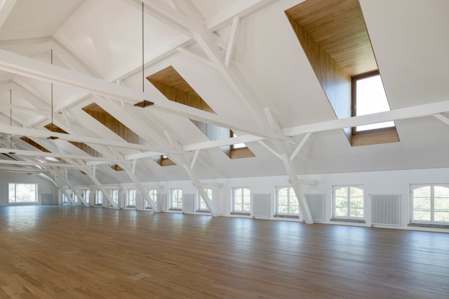 777m² bureau, photo 5 sur 9