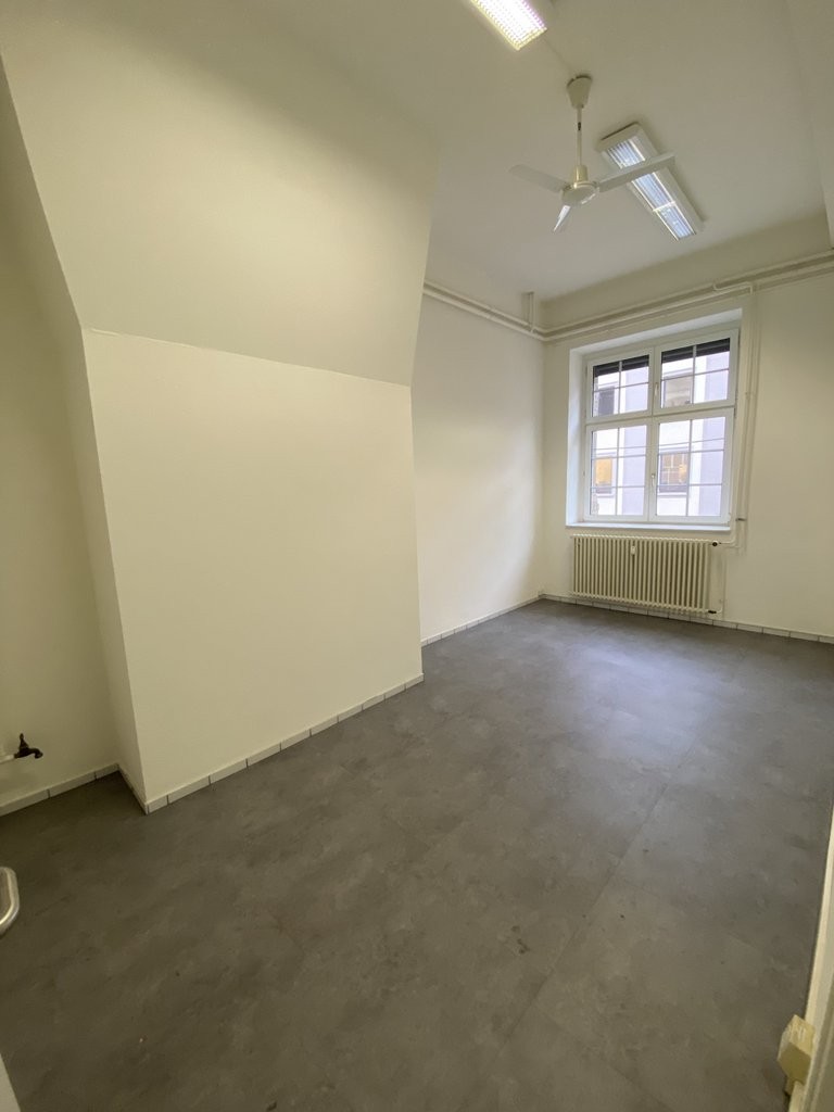 77m² bureau