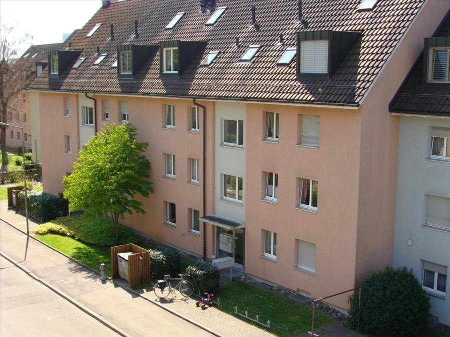 Duplex de 2 ½ pièces, photo 1 sur 2