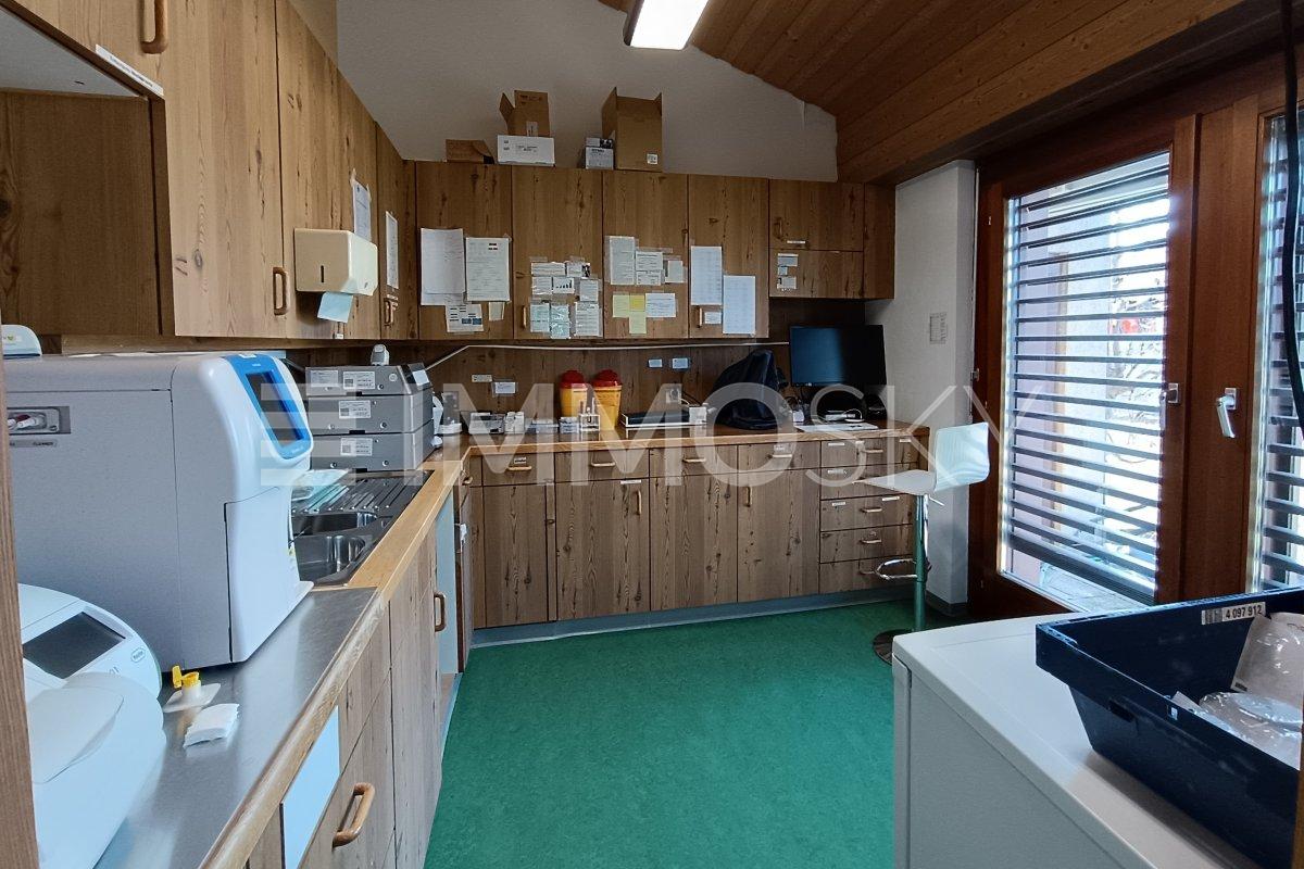 170m² commercial, photo 6 sur 7