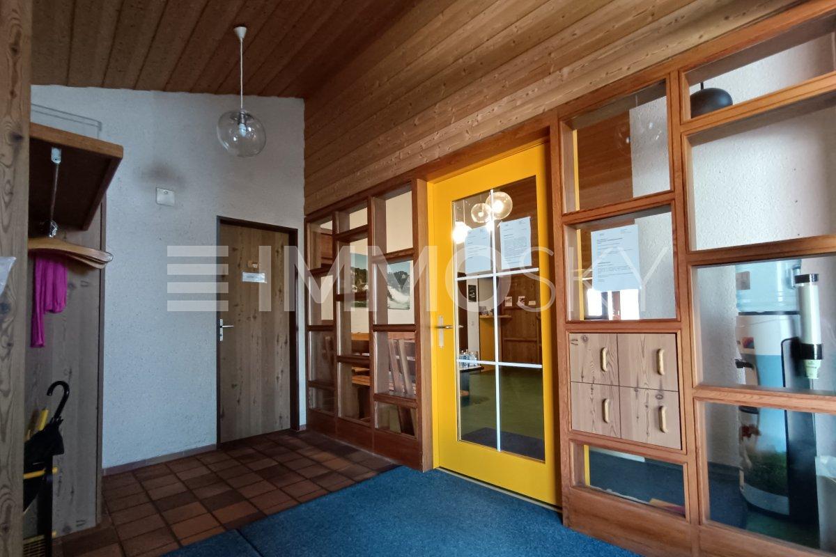 170m² commercial, photo 2 sur 7