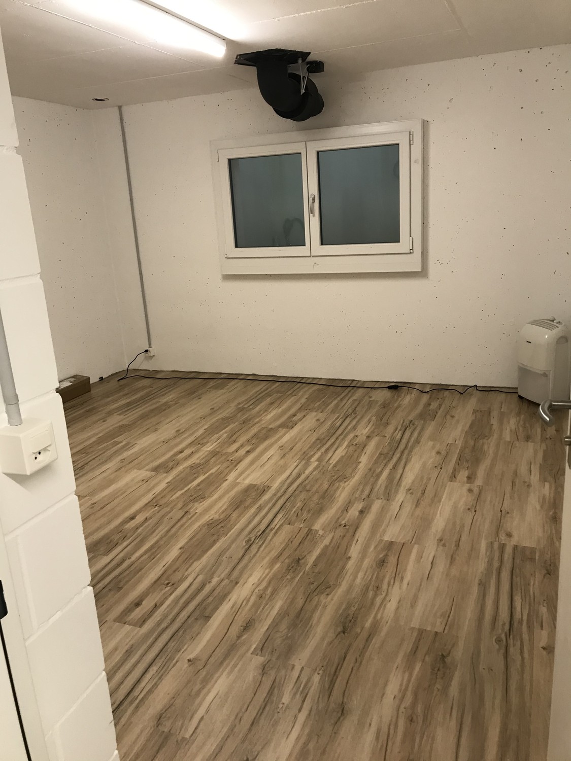 16-16m² commerciale