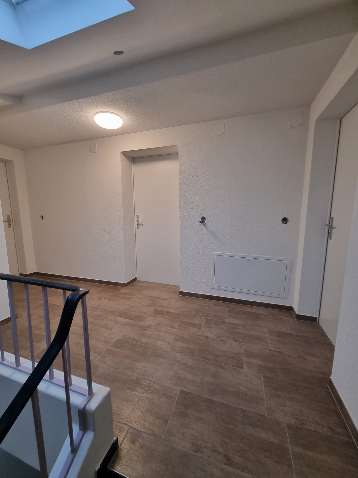 1 room roof flat, photo 6 sur 7