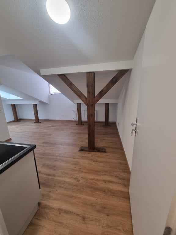 1 room roof flat, photo 3 sur 7