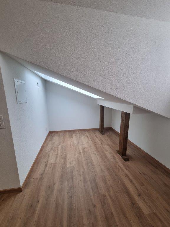 1 room roof flat, photo 4 sur 7