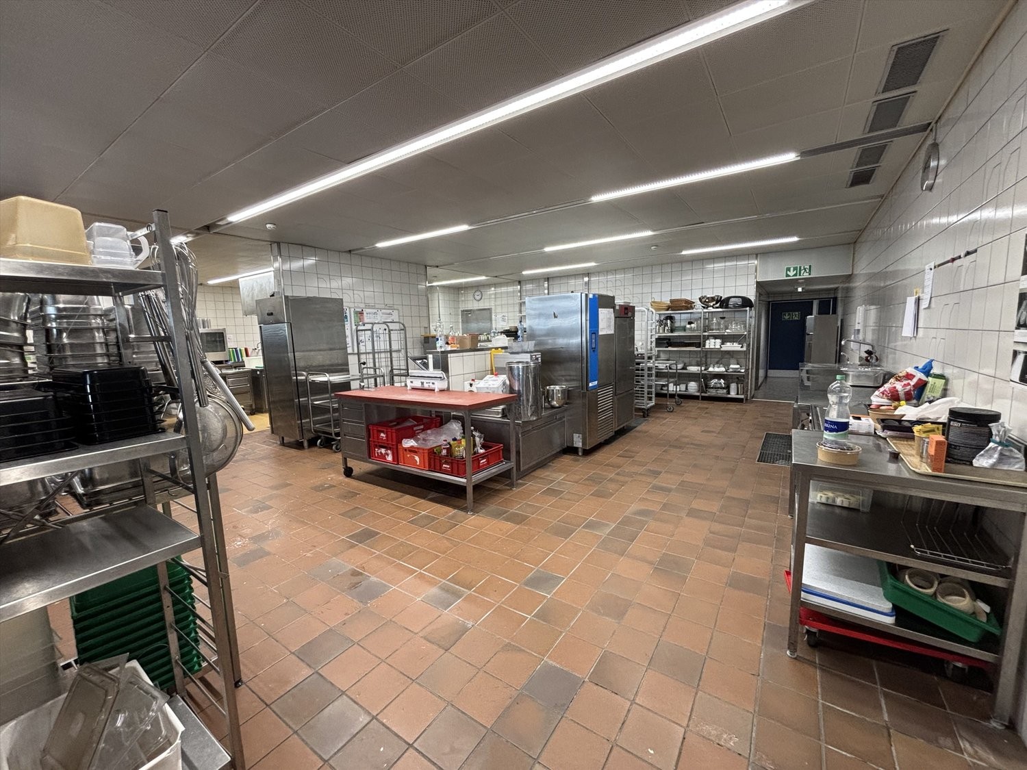 restaurant de 800m²