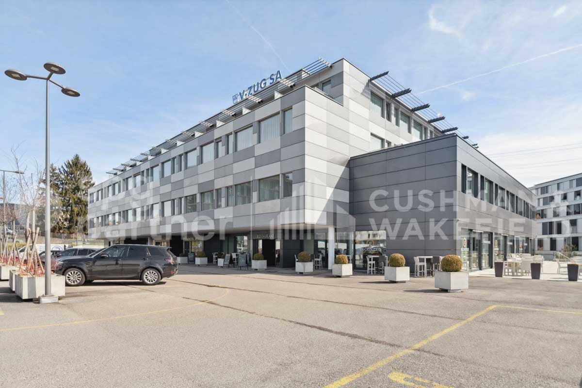 900m² office