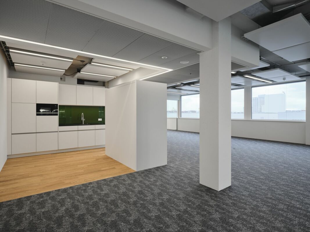 200m² de bureaux