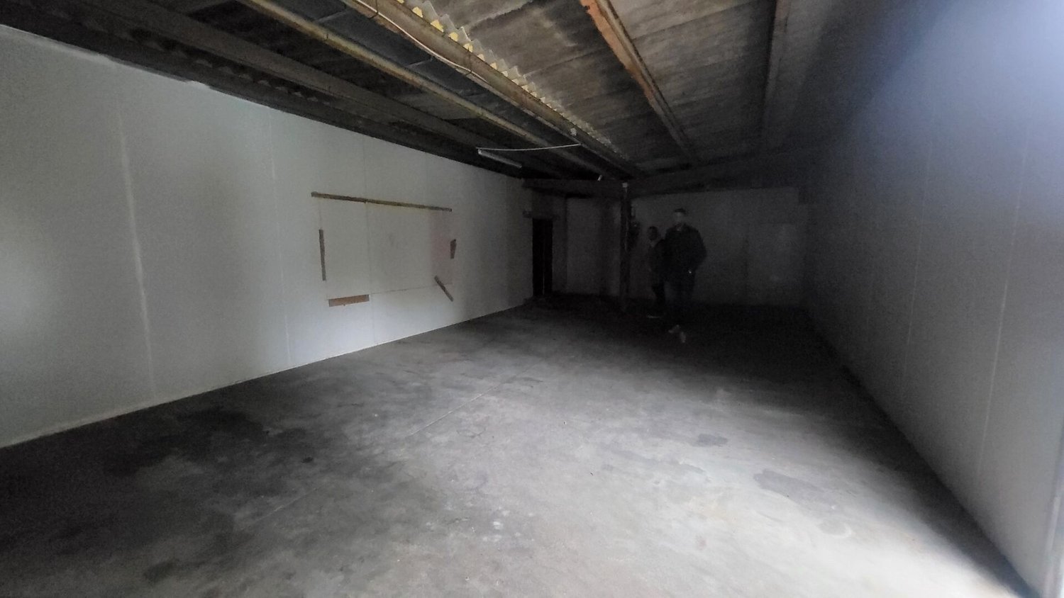Local de stockage de 275m²
