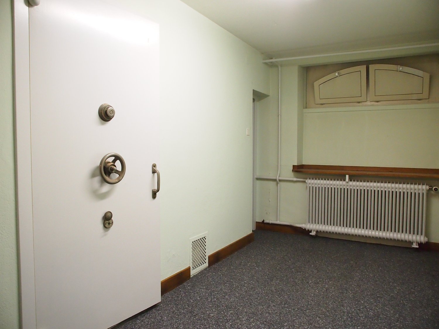 75m² pièce de stockage