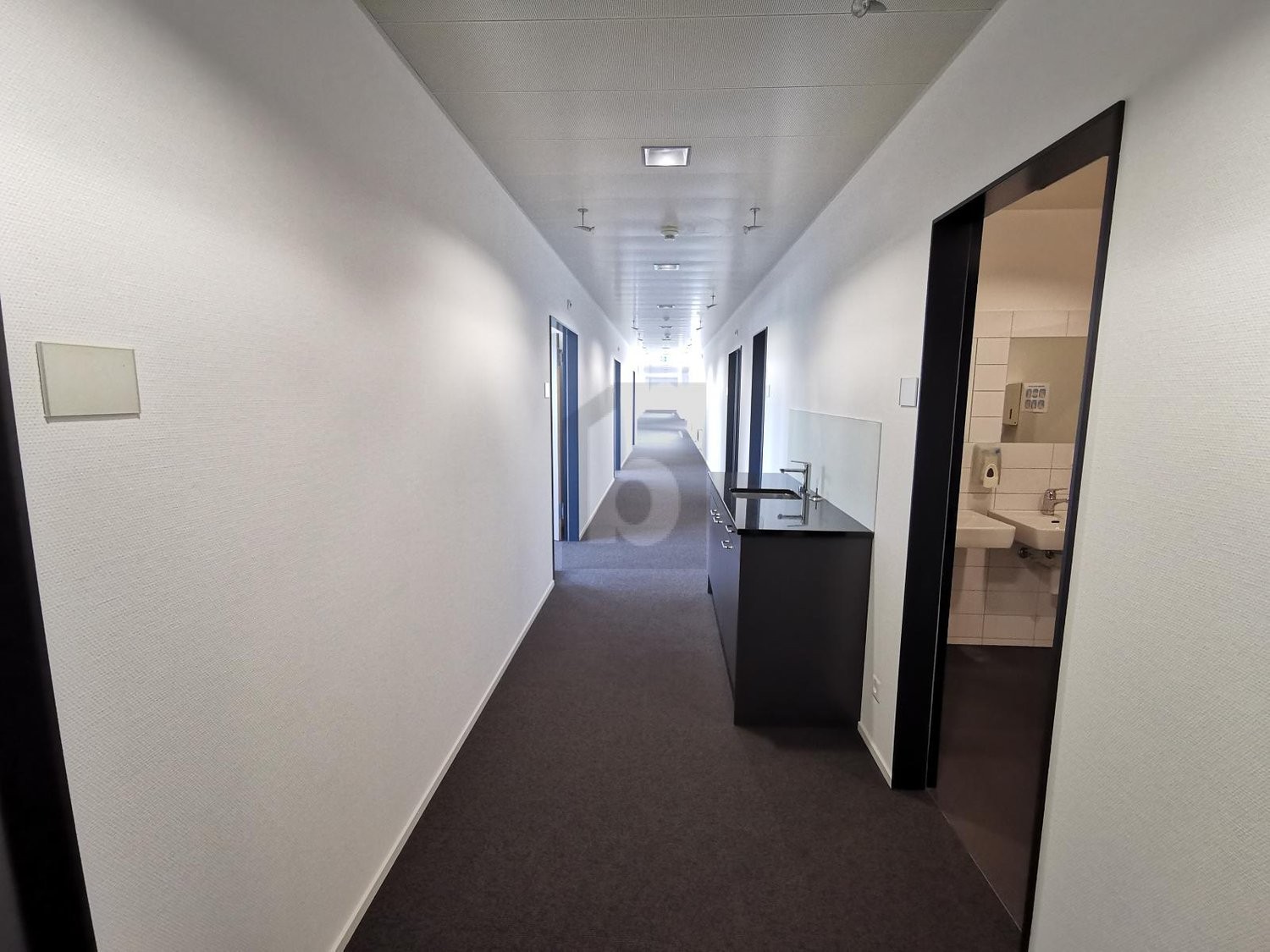 527m² bureau