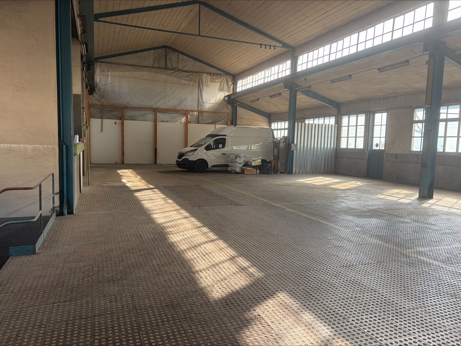 640m² commercial, photo 8 sur 9