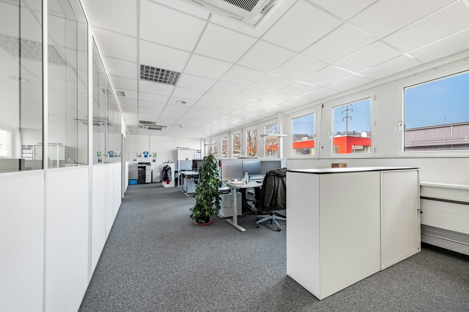 7500m² commercial