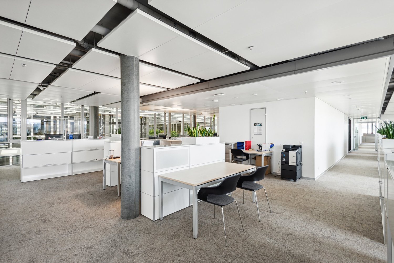 Bureau de 1891m², photo 5 sur 10