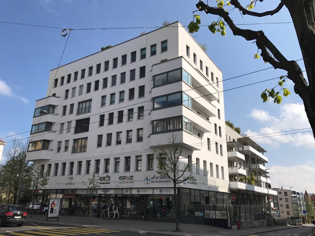433m² office