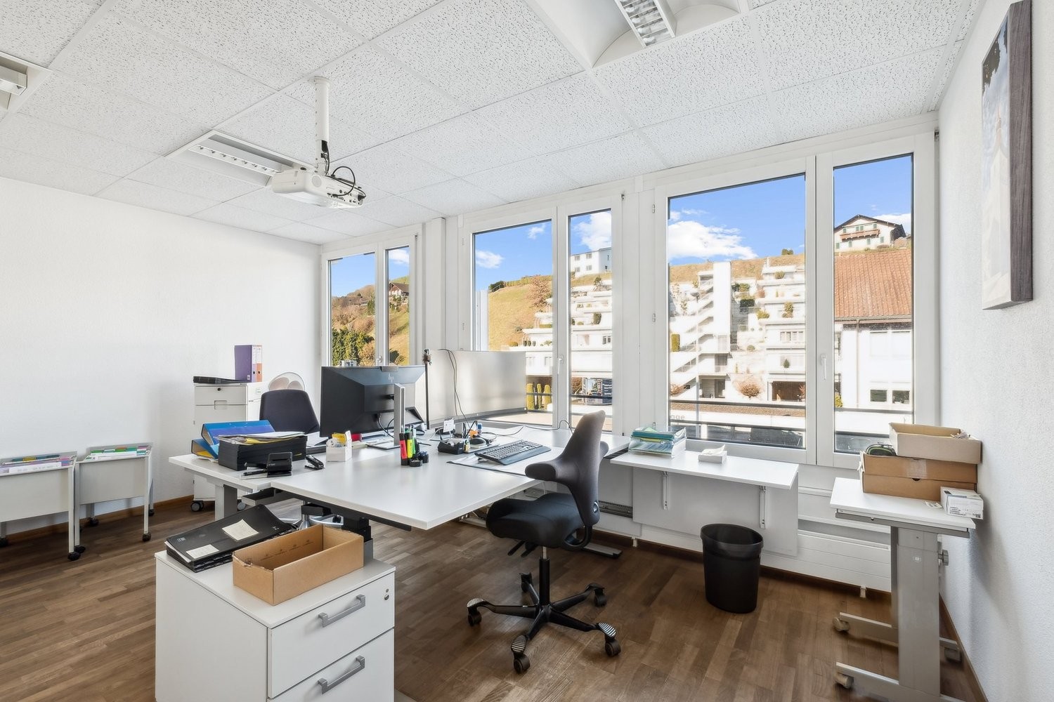 Bureau de 179m², photo 3 sur 8