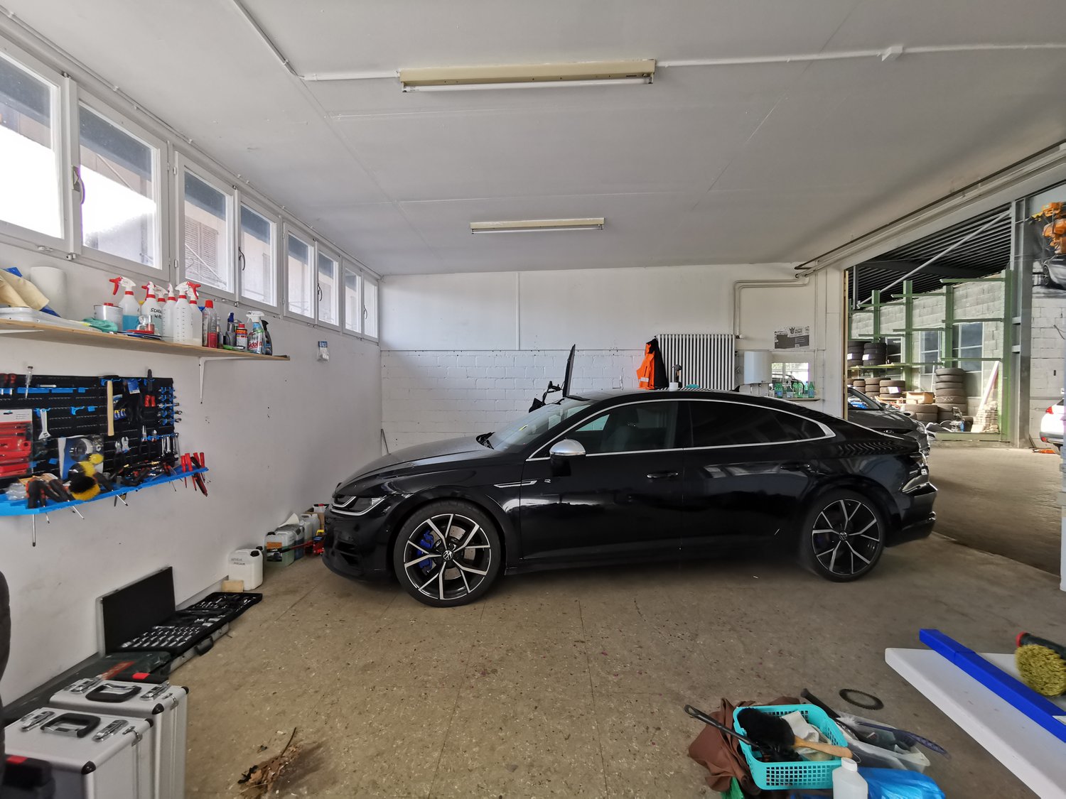 130m² commercial, photo 1 sur 8