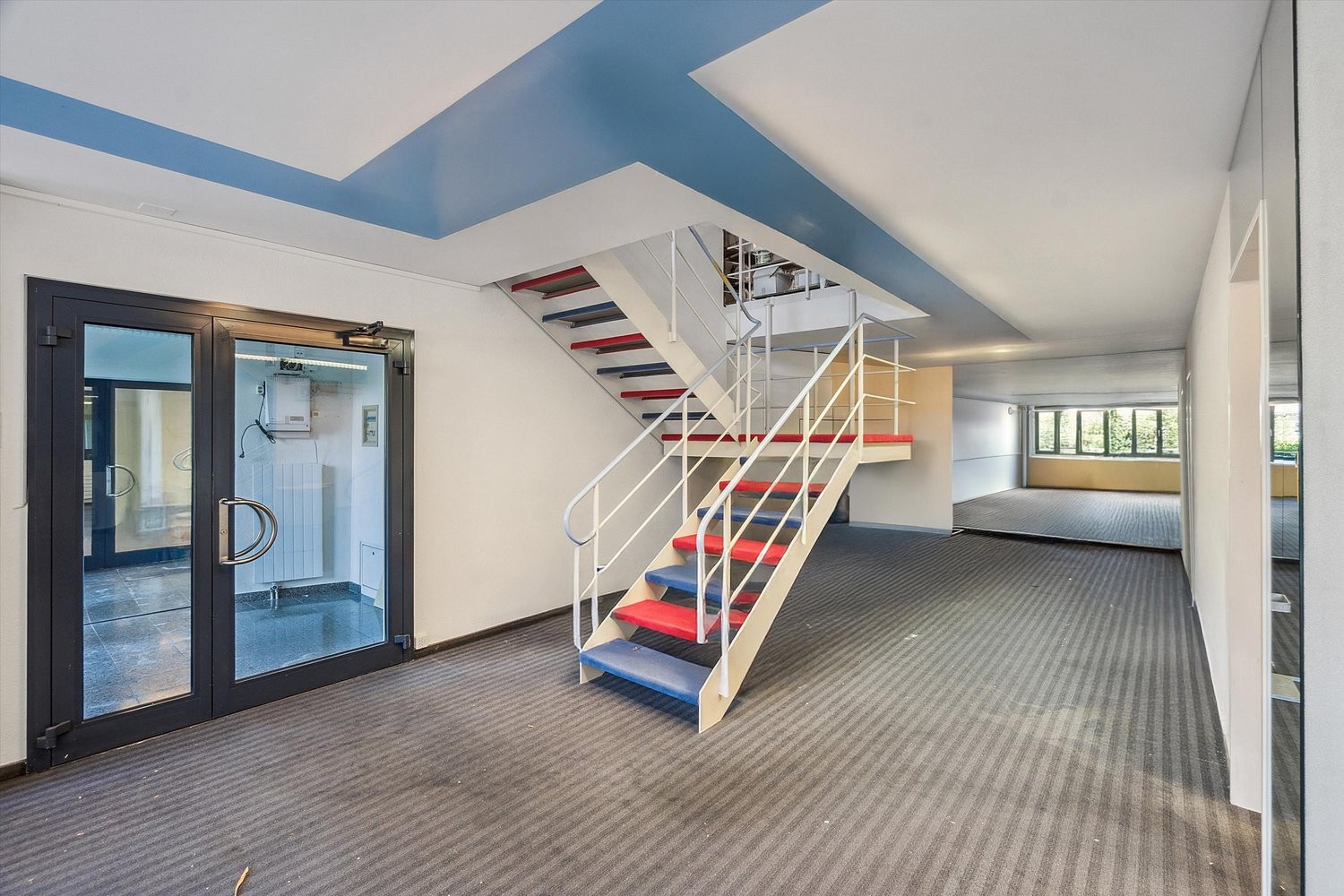 232m² commercial, photo 4 sur 10