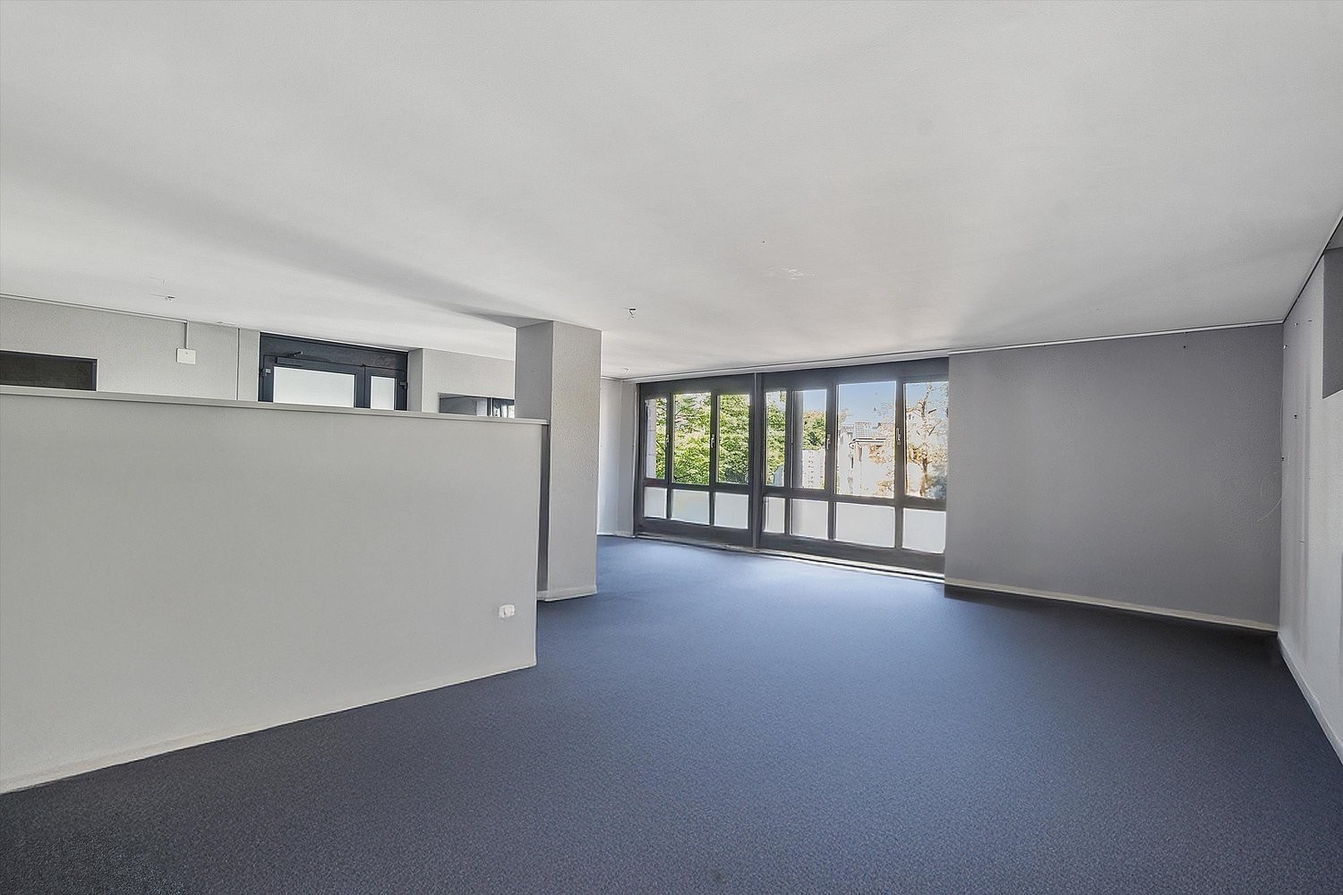 232m² commercial, photo 10 sur 10