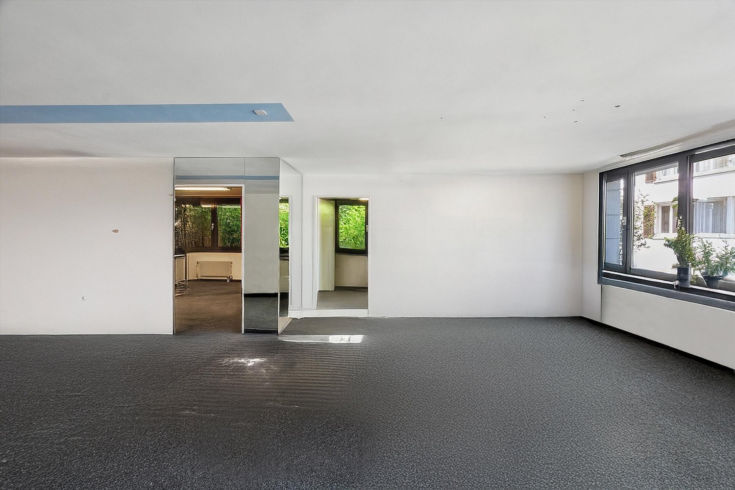 232m² commercial, photo 7 sur 10