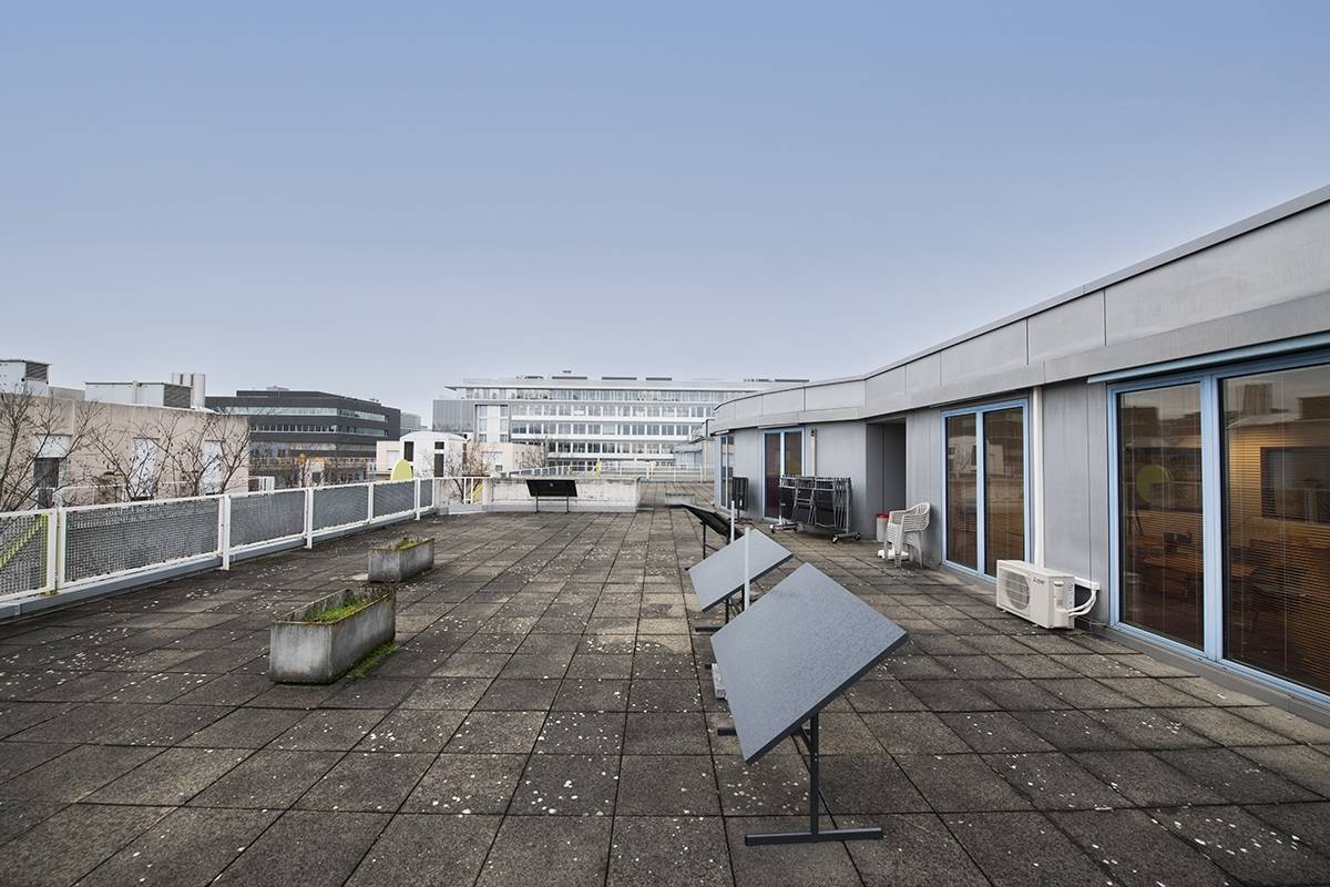 430m² commercial, photo 2 sur 8