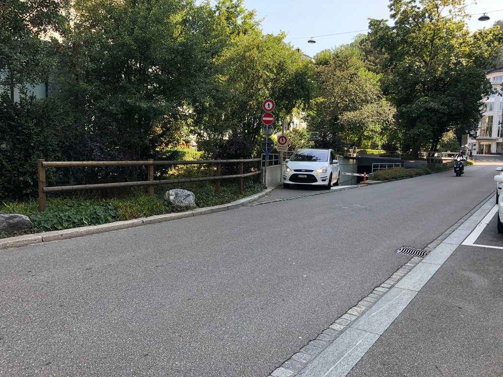 Emplacement de parking souterrain