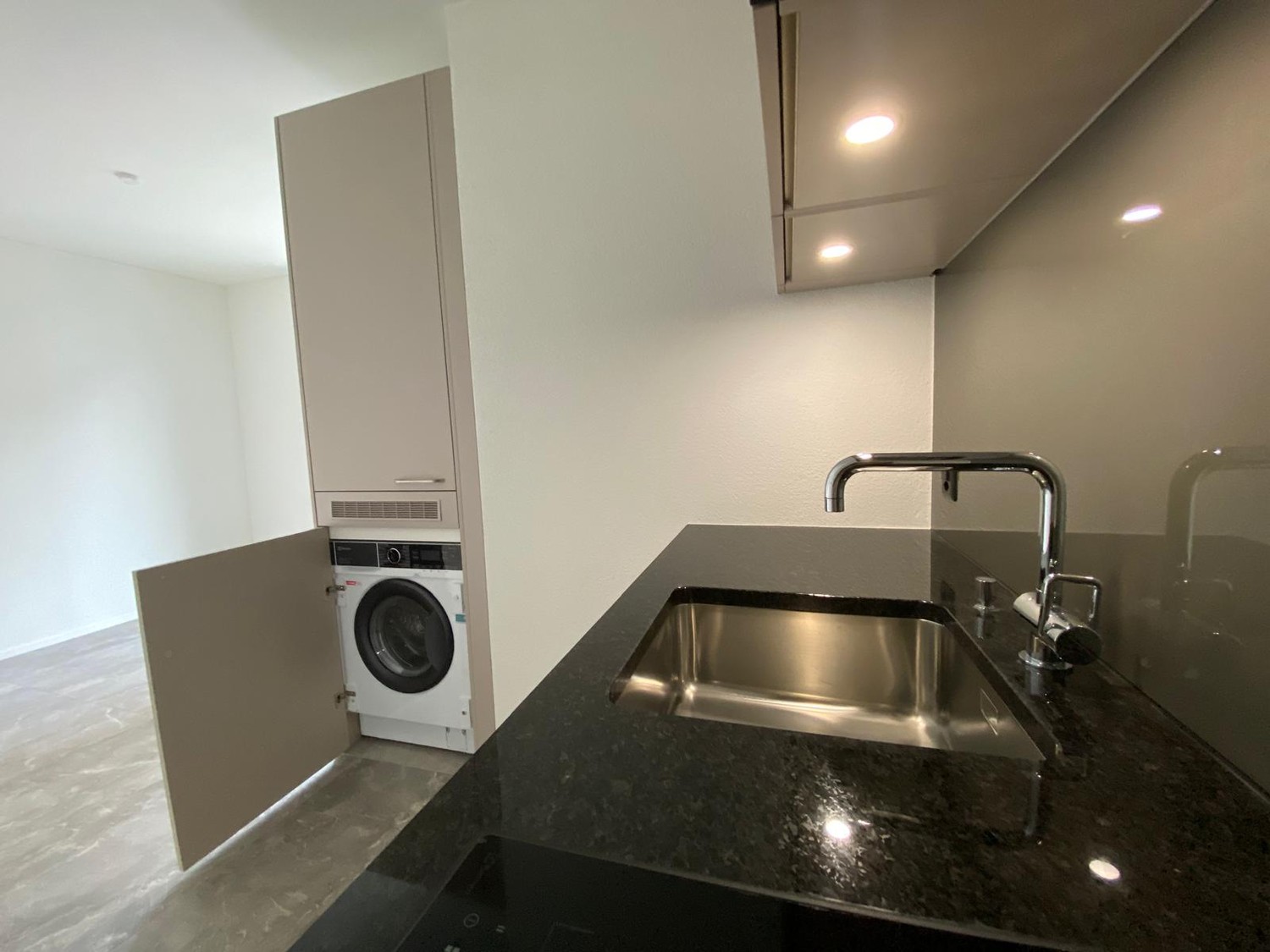 Appartement d'une pièce, photo 3 sur 3