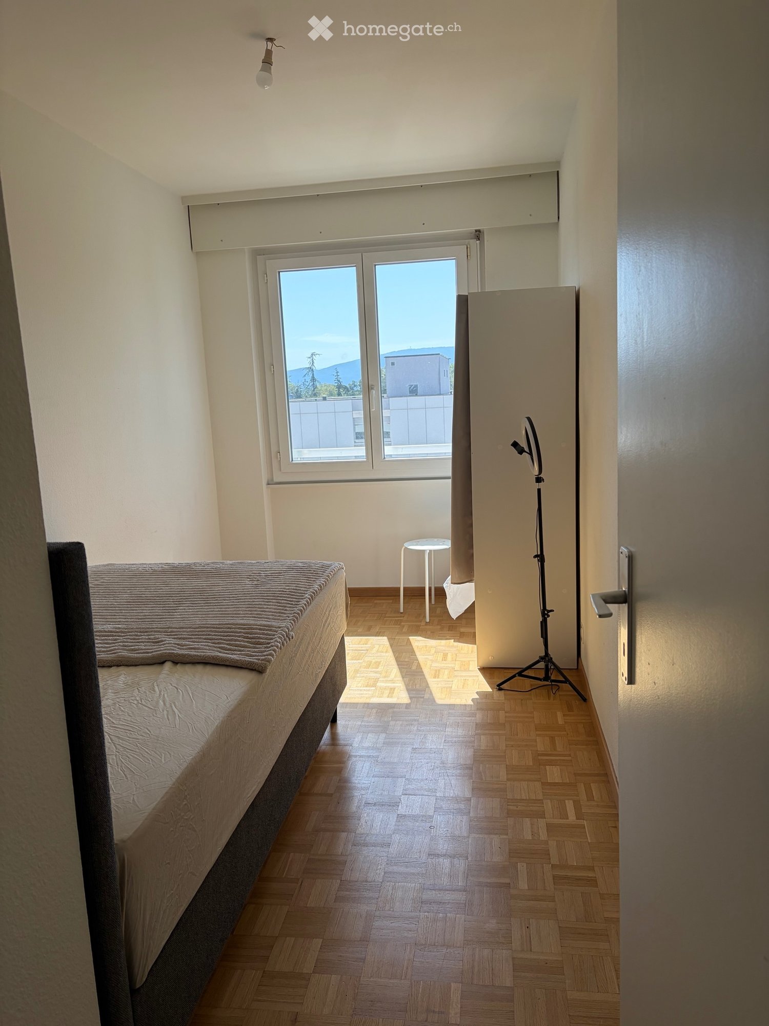 1 room single room