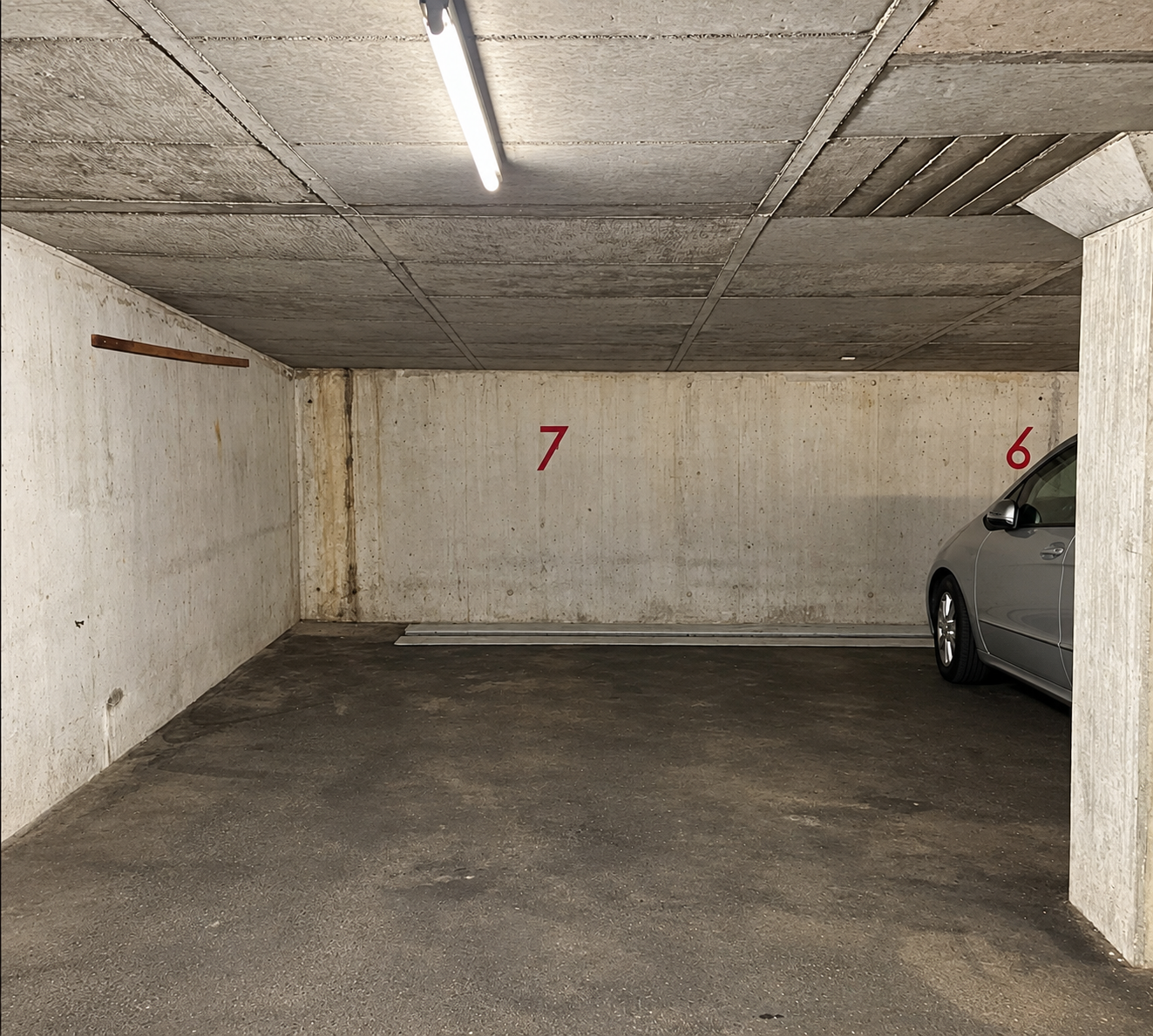 Place disponible, photo 3 sur 3